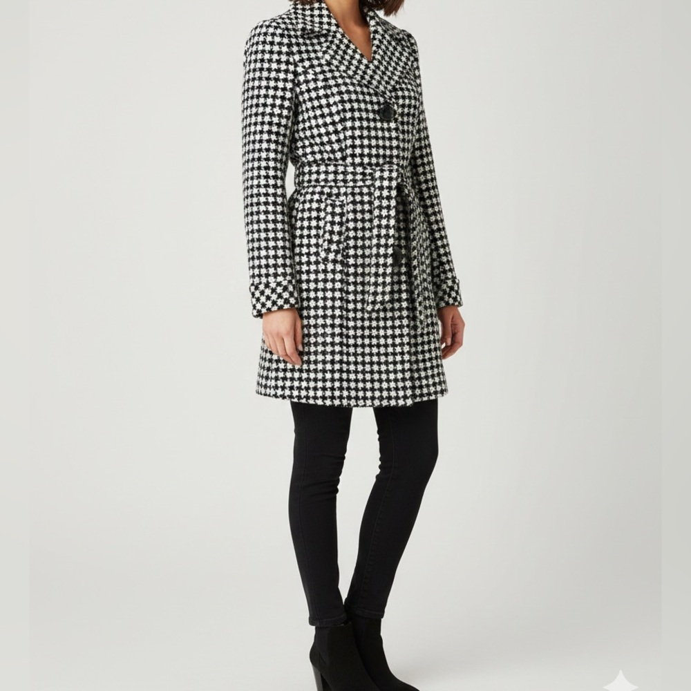 Belted Houndstooth Wool Blend Coat